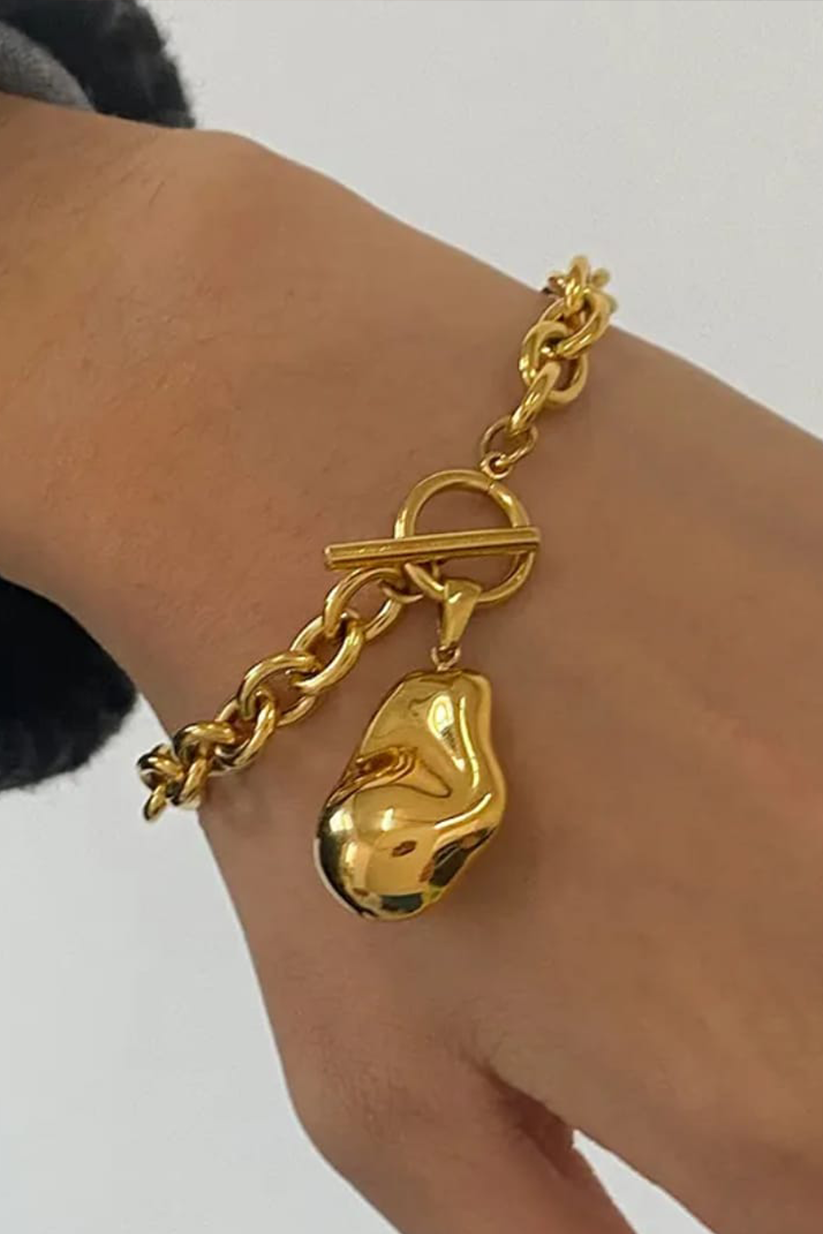 ✨ Pulsera July
